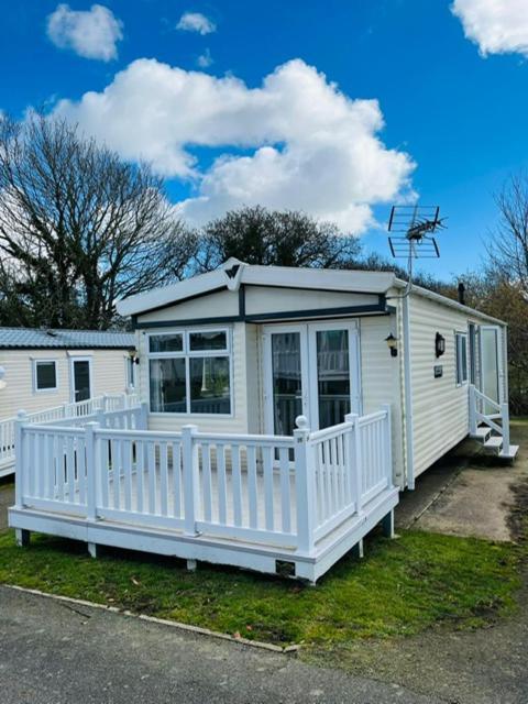 שנקלין Roslyn At Lower Hyde Park, Isle Of Wight מראה חיצוני תמונה